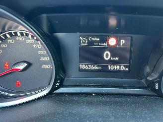 Peugeot 308 1.2 PureTech GT AUTOMAAT-GLAZENDAK-NAVI-CAMERA picture 12