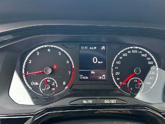 Volkswagen Polo 1.0 TSI R-Line Edition -NAVI-PDC-CLIMA picture 9