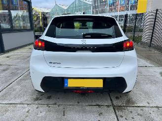 Peugeot 208 EV Pack 50 kWh -NAVI-CLIMA-ACTIRADIUS 362 Km picture 4