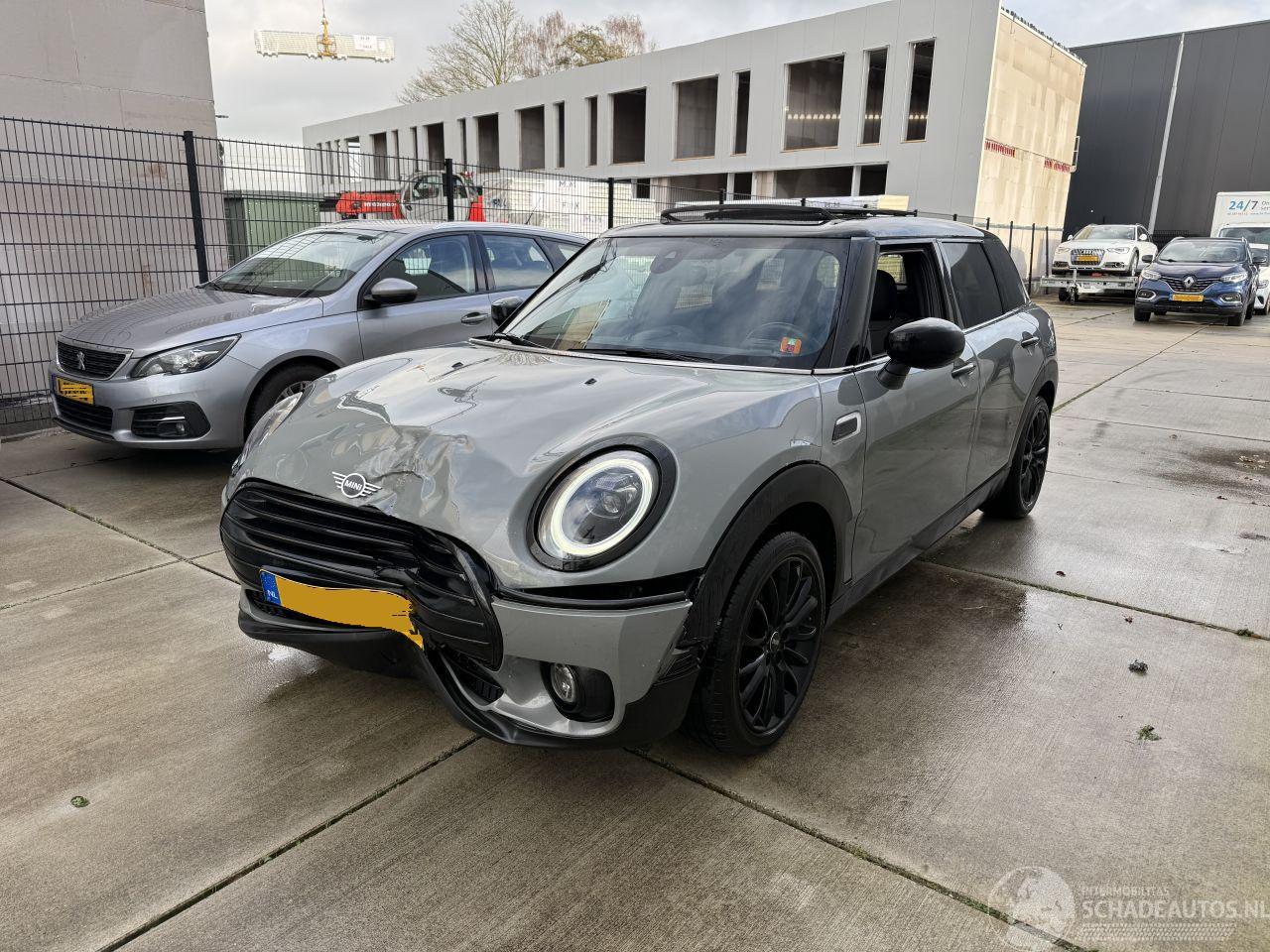Mini Clubman 1.5 Cooper Buss Edition PANO-KEYLESS-NAVI-LED