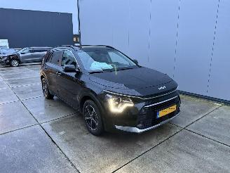 Vaurioauto  passenger cars Kia Niro 1.6 GDi Hybrid DynamicPlusLine SCHUIFDAK - CAMERA - HUD 2025/9