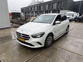 škoda osobní automobily Mercedes B-klasse 200 d AUTOMAAT -CAMERA-PDC-NAVI 2023/2