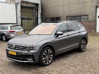 Uttjänta bilar auto Volkswagen Tiguan Allspace 1.5 TSI DSG R-Line Pano Nap Geen Schade 2019/10