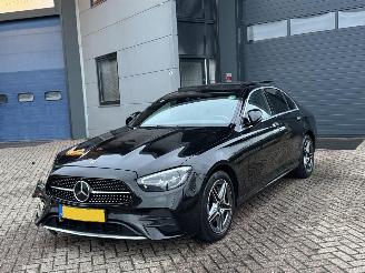 uszkodzony samochody osobowe Mercedes E-klasse 300De AMG Pakket Bussines Solution Nederlandse Auto NAP! Burnmester Pano 360Camera 2022/1