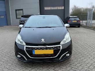 Peugeot 208 1.6 e-Thp GTI 208Pk Glasdak Jbl picture 2
