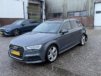 Vaurioauto  passenger cars Audi A3 Sportback 1.6 TDI DSG S-Line Pano Bang&Olufsen 2017/6