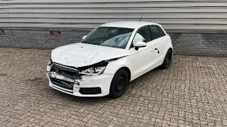 Audi A1 A1 Sportback (8XA/8XF), Hatchback 5-drs, 2011 / 2018 1.0 TFSI Ultra 12V picture 1