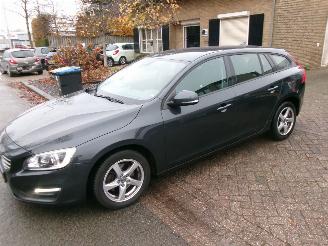 Auto incidentate Volvo V-60 2.0 D4 KINETIC CLIMA NAVI 2014/10