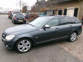 Voiture accidenté Mercedes C-klasse 230 AVANTGARDE BENZINE AUTOMAAT CLIMA LEDER 2008/4