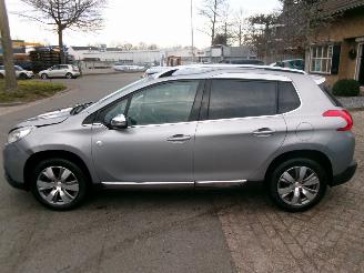 Peugeot 2008 1.2  PURETECH  CROSSWAY picture 2