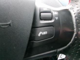 Peugeot 2008 1.2  PURETECH  CROSSWAY picture 16