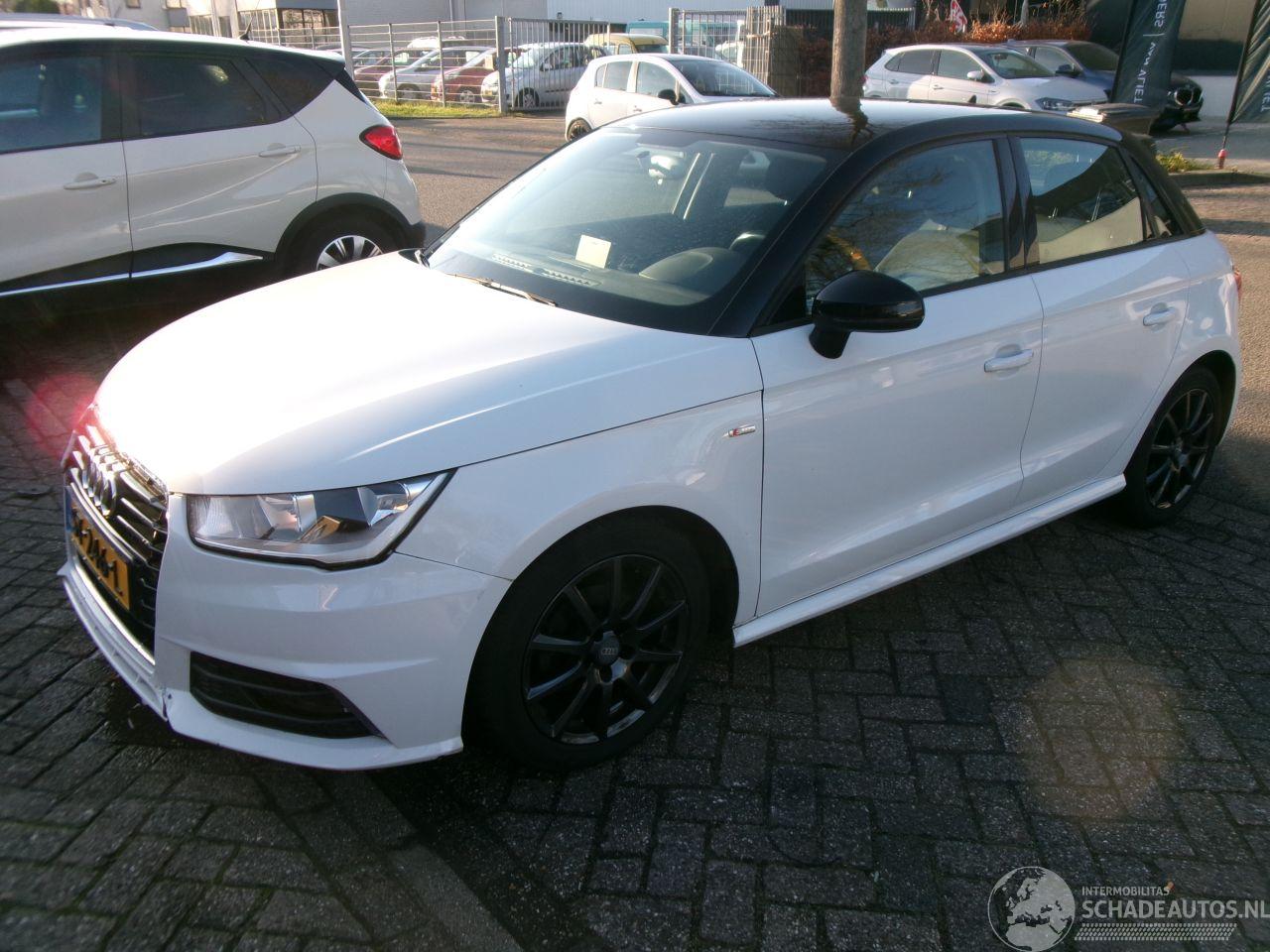 Audi A1 1.0 TFSI ADRENALIN AIRCO NAVI 5 DEURS