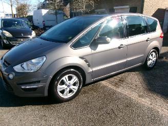 Unfallwagen Ford S-Max 1.6 I BUSINESS GEEN SCHADE 2011/11