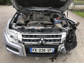 Mitsubishi Pajero 3.2  DI-D picture 15