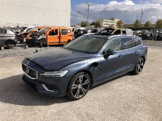 Sloopauto Volvo V-60 T8    2.0 2019/2