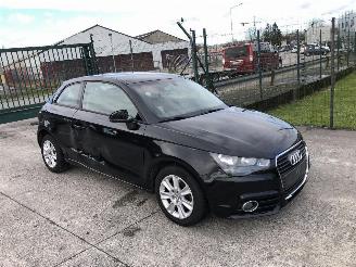damaged passenger cars Audi A1 1.6 TDI ATTRACTION 2011/4