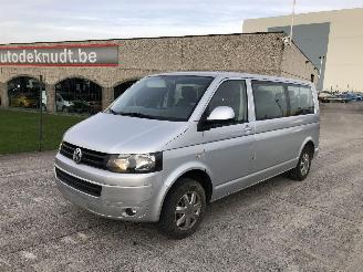 Voiture accidenté Volkswagen Caravelle 9 PLACES 2.0 TDI 2012/2
