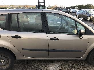 Renault Modus 1.5 DCI picture 5