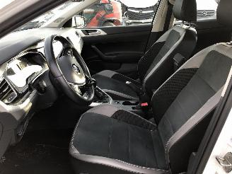 Volkswagen Polo 1.0 picture 10