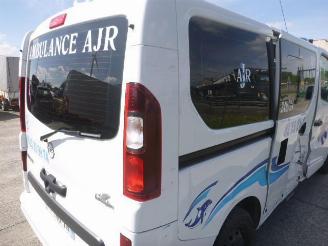 Opel Vivaro 1.6 DCI  AMBULANCE picture 13