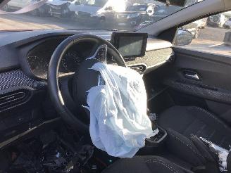 Dacia Sandero 1.0 AUTOMATIQUE picture 5