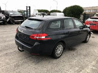 krockskadad bil auto Peugeot 308 1.2 TURBO 2014/8