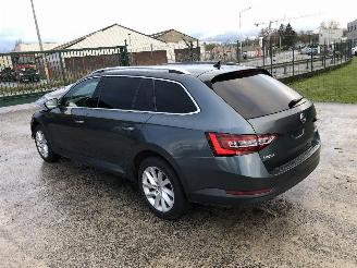 Avarii autoturisme Skoda Superb COMBI  2.0 TDI  DSG 2017/4