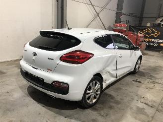 Kia Pro cee d 1.6 CRDI picture 3