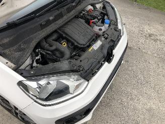 Volkswagen Up! 1.0 picture 15
