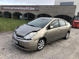 krockskadad bil auto Toyota Prius HYBRIDE 2008/8