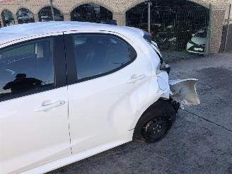 Toyota Yaris 1.5 HYBRIDE picture 17