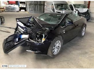 damaged passenger cars Opel Cascada 1.4  COSMO 2018/3