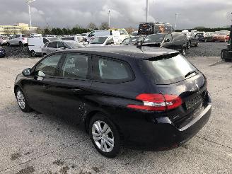 skadebil auto Peugeot 308 1.6 HDI 2017/4