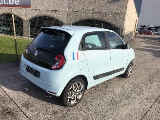 uszkodzony samochody osobowe Renault Twingo 1.0 2019/9