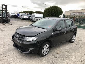 Vaurioauto  passenger cars Dacia Sandero 0.9 TURBO 2013/10