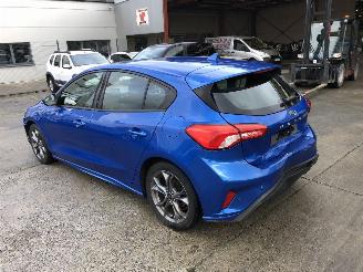Ford Focus 1.0 TURBO ST LINE picture 4
