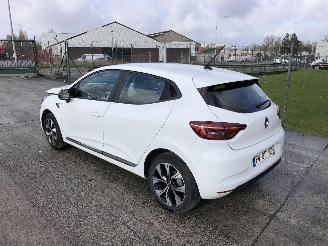 Renault Clio 1.0 picture 4