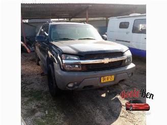Salvage car Chevrolet Avalanche Avalanche, Pick-up, 2000 / 2006 5.3 1500 V8 4WD 2002/10