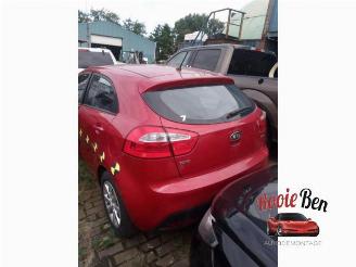 Vrakbiler auto Kia Rio Rio III (UB), Hatchback, 2011 / 2017 1.1 CRDi VGT 12V 2013/1