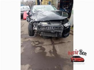 Coche siniestrado Audi A3 A3 Sportback (8VA/8VF), Hatchback 5-drs, 2012 / 2020 1.6 TDI 16V 2014/1