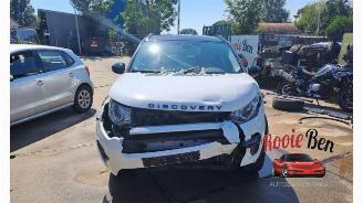 Vrakbiler auto Land Rover Discovery Discovery Sport (LC), Terreinwagen, 2014 2.0 TD4 150 16V 2015/10