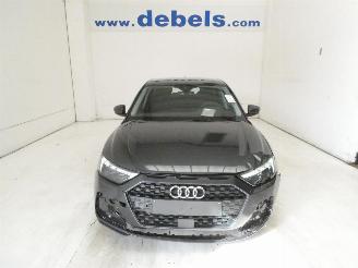 damaged passenger cars Audi A1 SPORTBACK 2025/1