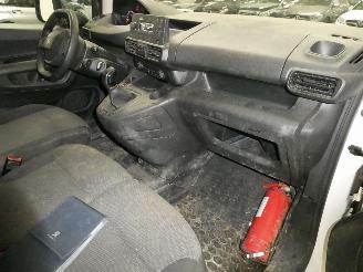 Peugeot Partner 1.5D  PREMIUM picture 11