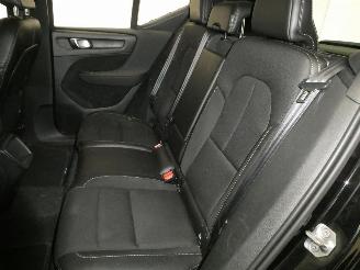 Volvo XC40 2.0D  MOMENTUM picture 18