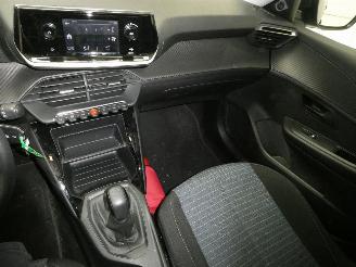 Peugeot 208 II LIKE picture 13