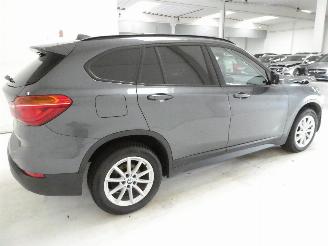 BMW X1 2.0D SDRIVE18D picture 7
