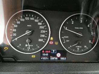 BMW X1 2.0D SDRIVE18D picture 12