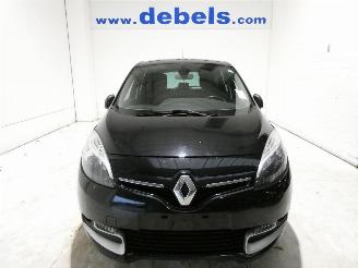 damaged passenger cars Renault Mégane Scénic 1.5D SCENIC III LIM. 2015/11