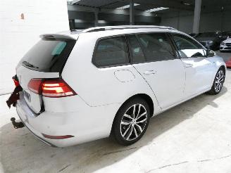 Volkswagen Golf 1.6D VARIANT COMFORT picture 13