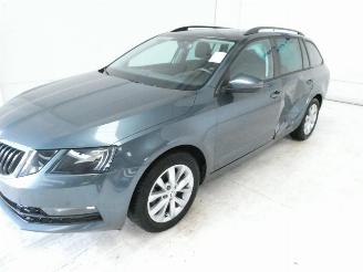 Skoda Octavia AMBITION picture 3